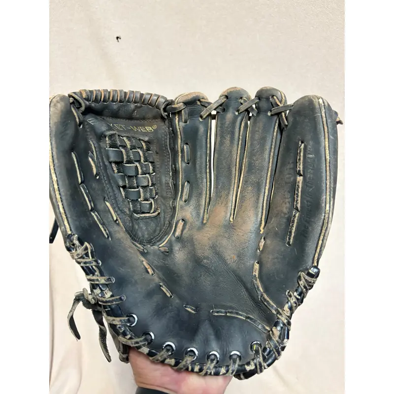 RH Rawlings Baseball Glove (Used)