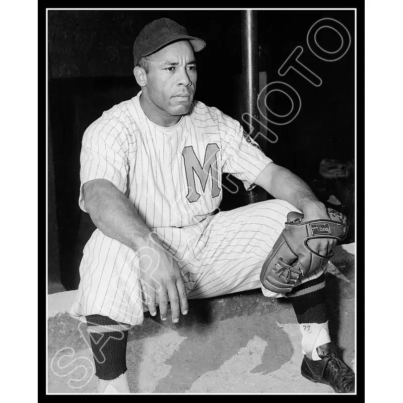 Ray Dandridge 8X10 Photo - Minneapolis Millers - 249