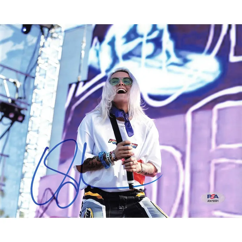 Lauren Sanderson signed 8x10 photo PSA/DNA Autographed Music