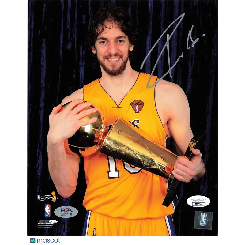 Pau Gasol Signed 8x10 Photo PSA Los Angeles Lakers