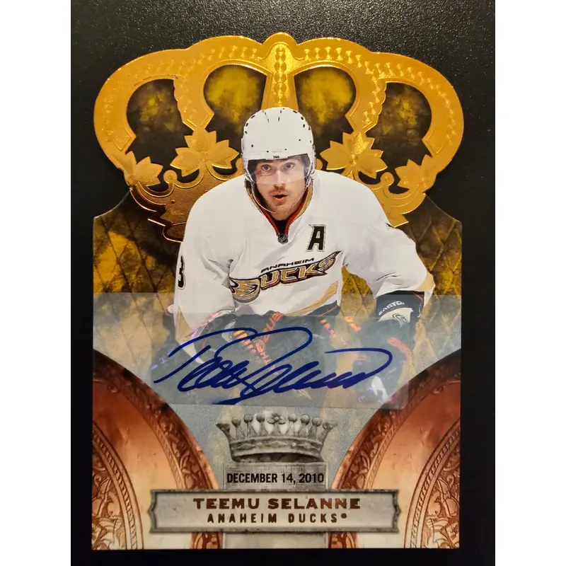 2010-11 Panini Crown Royale - Premiere Date Signatures - Teemu Selanne #3 /50