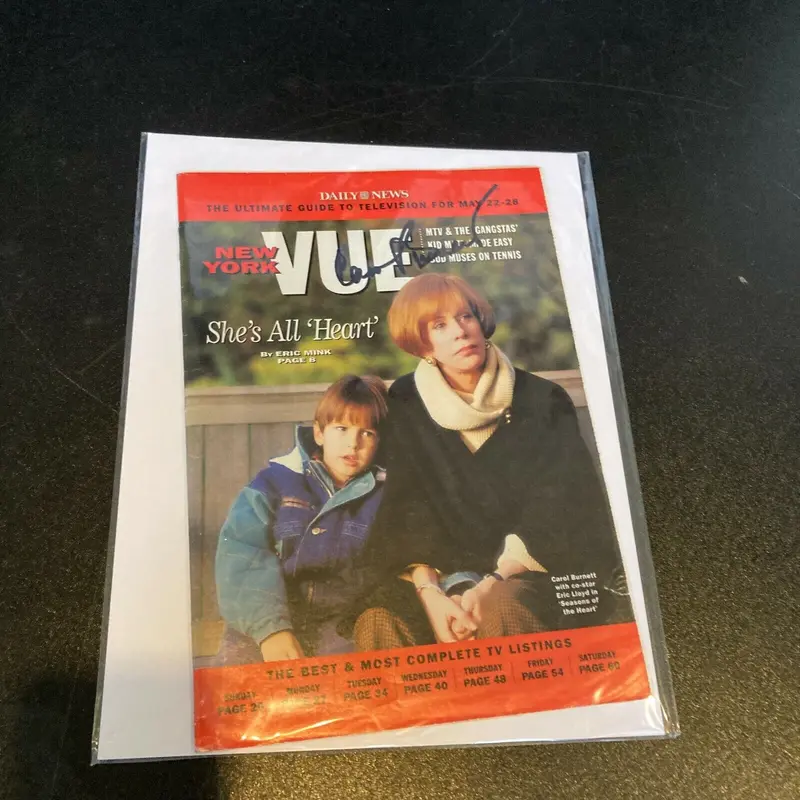 Carol Burnett Signed Autographed Vintage Magazine