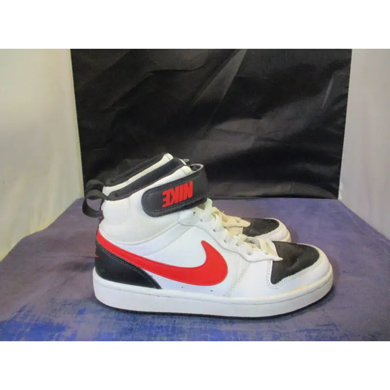 Used Nike Court Borough Basketball Shoes Youth Size 4 - some wear