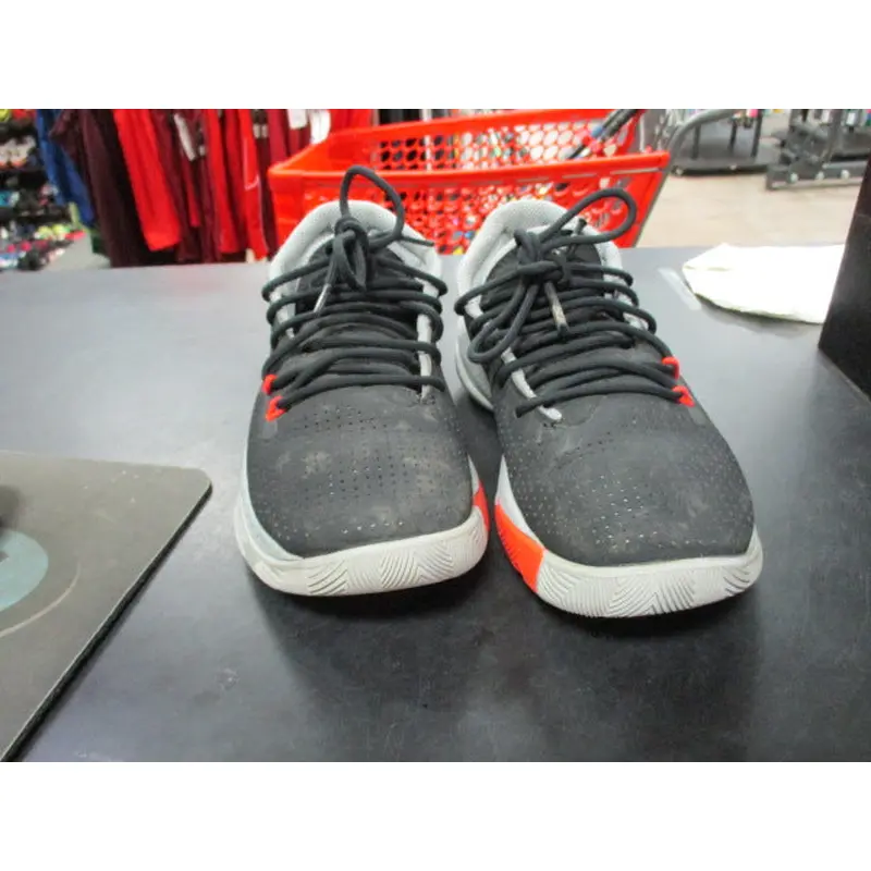 Used Under Armour Sc 3zer0 III Size Youth 3 Basketball Shoes
