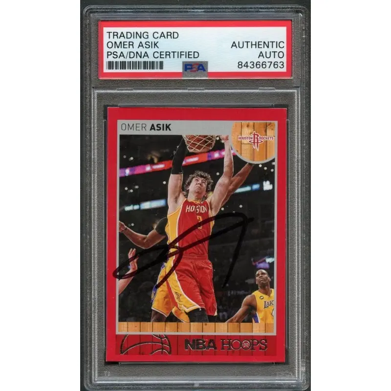 2013-14 NBA Hoops #84 Omer Asik Signed Card AUTO PSA Slabbed Rockets
