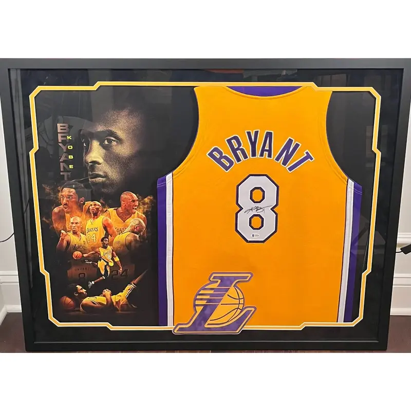 Kobe Bryant Signed 2000-01 Game Issued Los Angeles Lakers Jersey Beckett