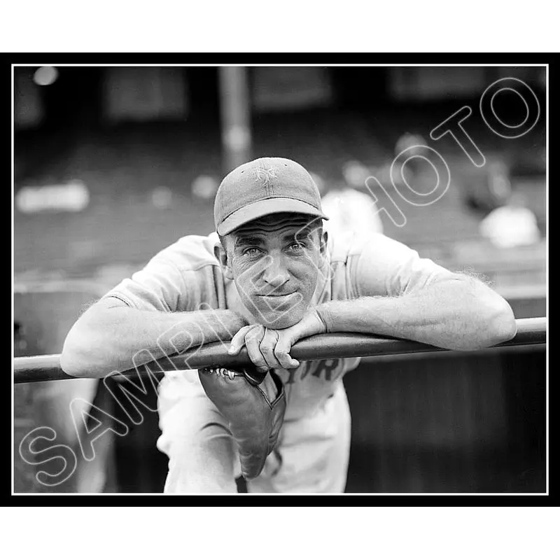 Carl Hubbell 8X10 Photo - 1937 New York Giants - 418