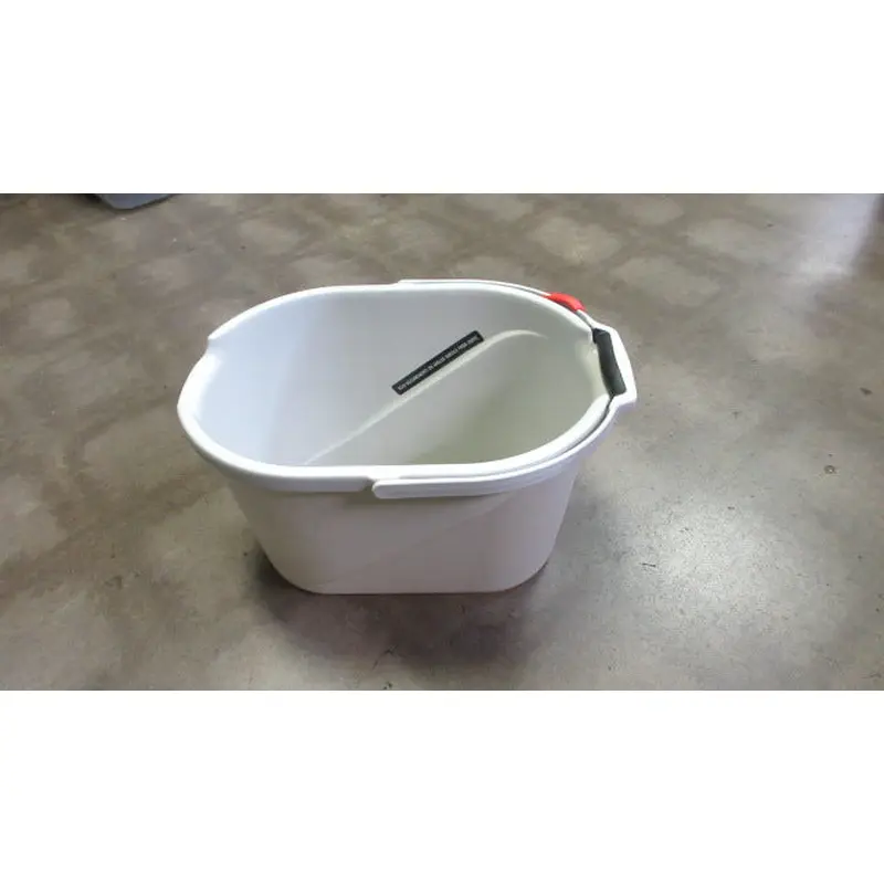Used Oxo Good Grips Angled Measuring Bucket