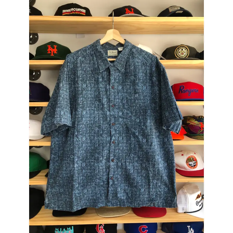 Vintage L.L. Bean All Over Print Camp Button Shirt Size Large