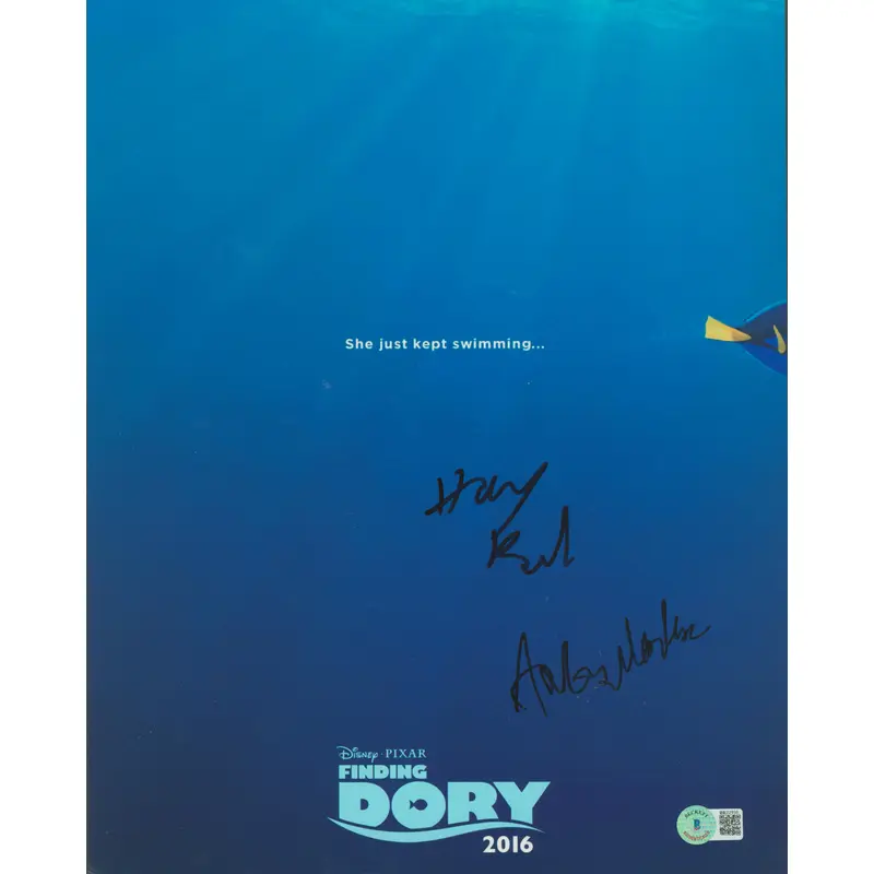 Hayden Rolence & Angus Maclan Finding Dory Signed 11x14 Photo BAS #BB22938