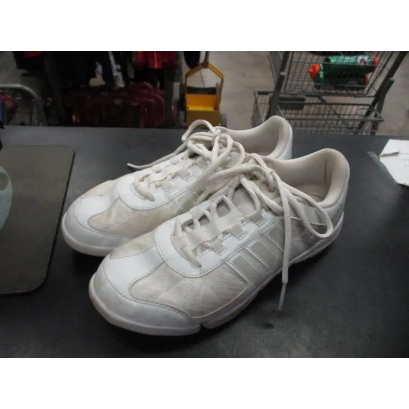 Used Adidas Cheer Shoes Size 6.5
