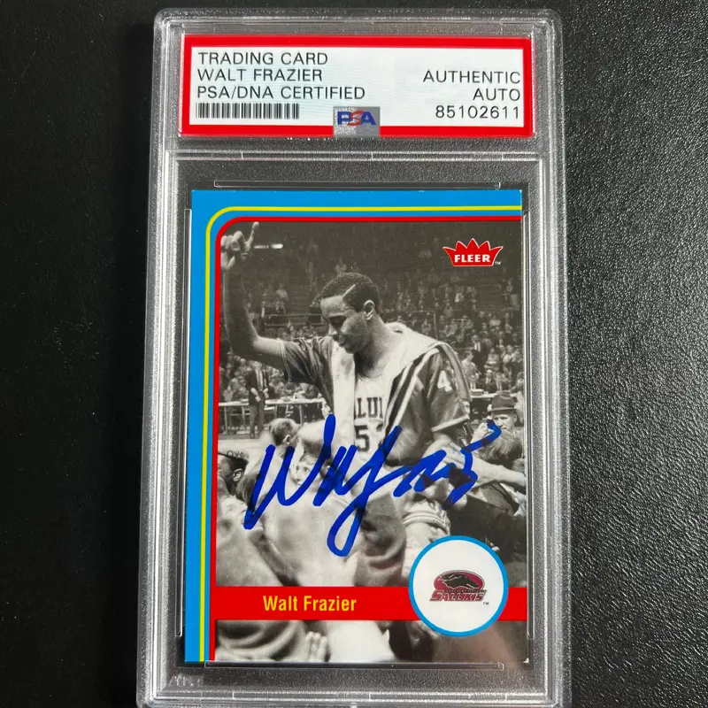 2012-13 Fleer Retro Basketball #25 Walt Frazier Signed Card AUTO PSA Slabbed Salukis