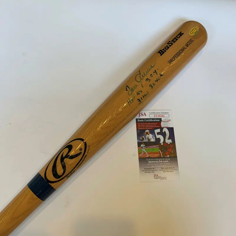 Tom Seaver "HOF 1992, 3 Cy Young, 311 Wins, 3640 Strikeouts" Signed Bat JSA COA