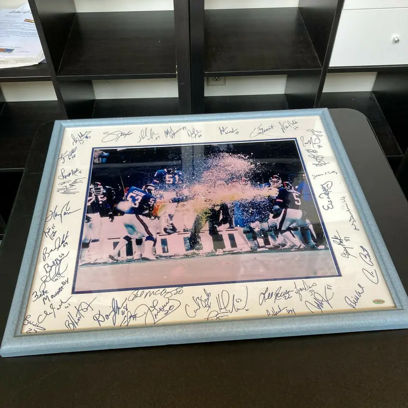 1986 New York Giants Super Bowl Champs Team Signed Framed 21x26 Photo Steiner