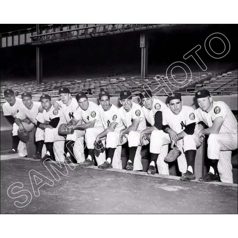 1952 New York Yankees 8X10 Photo - Mantle Berra Rizzuto Martin - 886