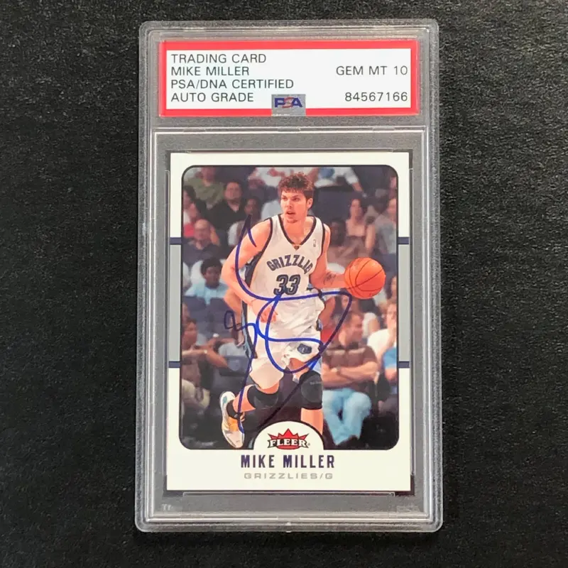 2006-07 Fleer Basketball #94 Mike Miller Signed Card AUTO 10 PSA Slabbed Grizzlies