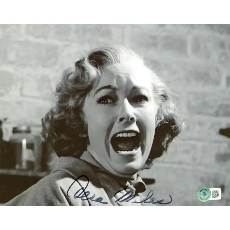 Vera Miles Psycho Authentic Signed 8x10 Photo Autographed BAS #BJ67501