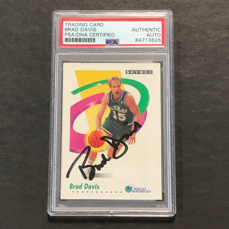 1991 Skybox #58 Brad Davis Signed Card AUTO PSA Slabbed Mavericks