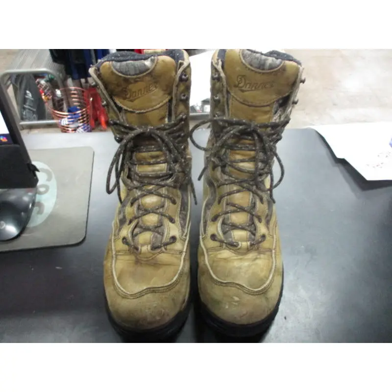 Used Danner Gore-Tex High Top  Hiking Boots Womens Size 9