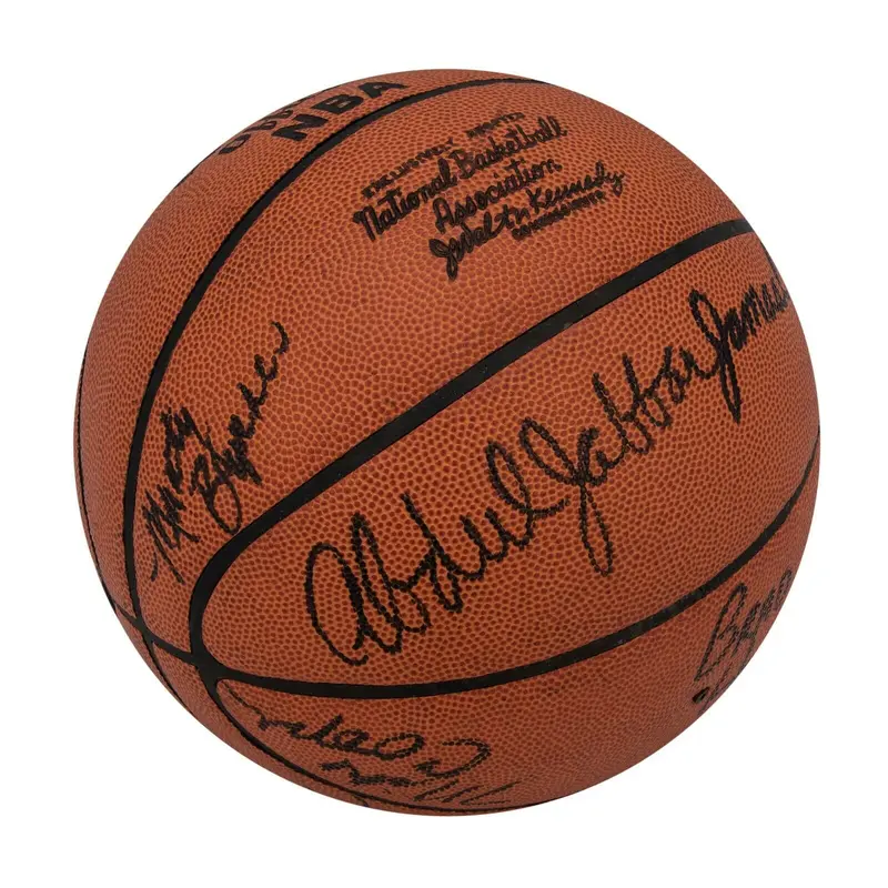 1979-1980 Los Angeles Lakers NBA Champs Team Signed Game Basketball JSA COA