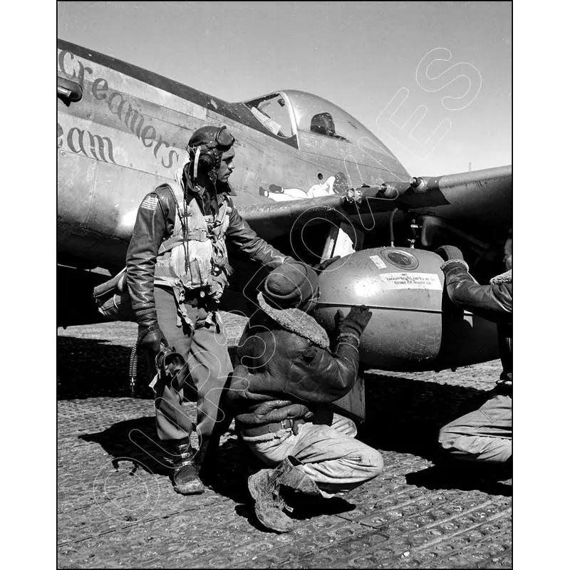 1943 Tuskegee Airmen 8X10 Photo - WWII - 3122