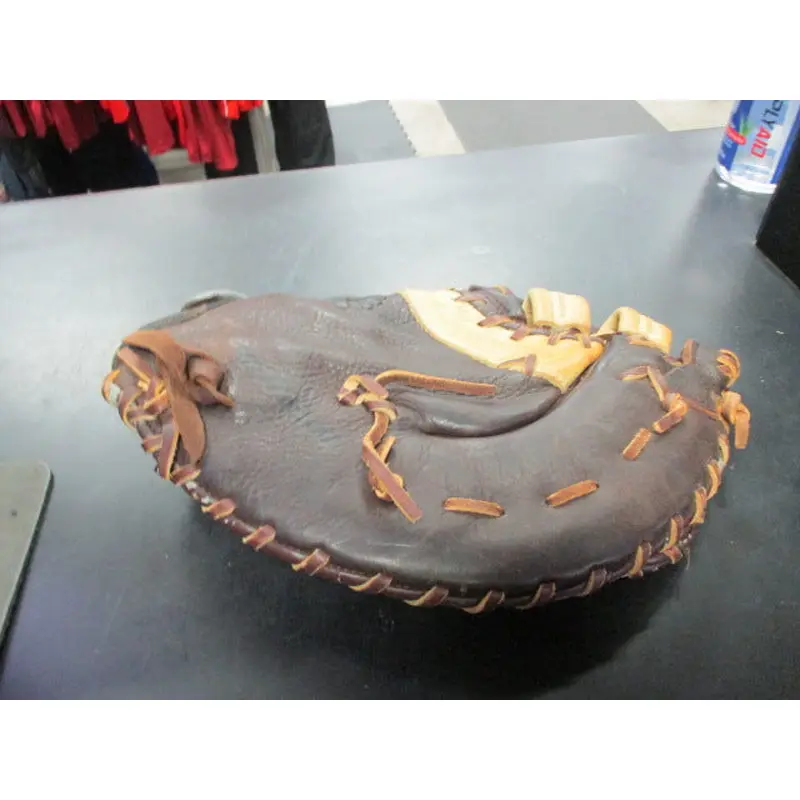 Used Mizuno Franchise Series GXF 92 First Base Mitt - LHT