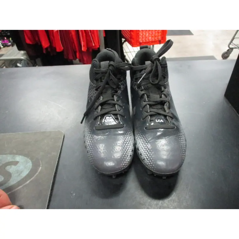 Used Under Armour Spotlight Clone Size Youth 4.5 Football Cleats