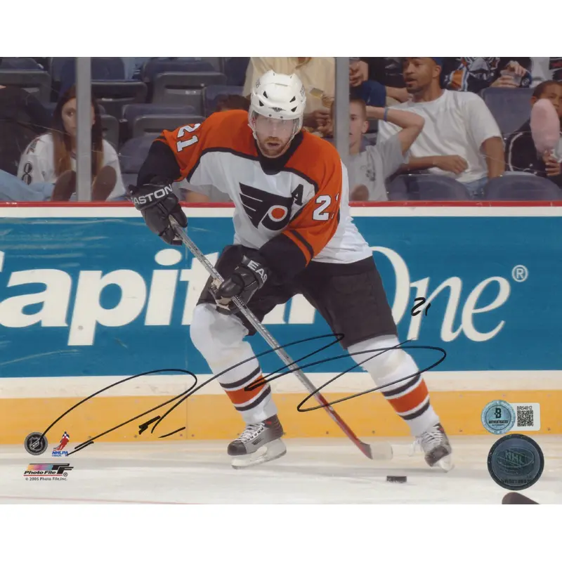 Flyers Peter Forsberg Authentic Signed 8x10 Photo Autographed BAS #BR54812