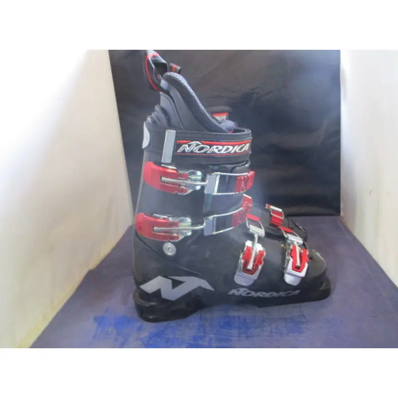 Used Nordica Dobermann Team 70 Ski Boots Size 6