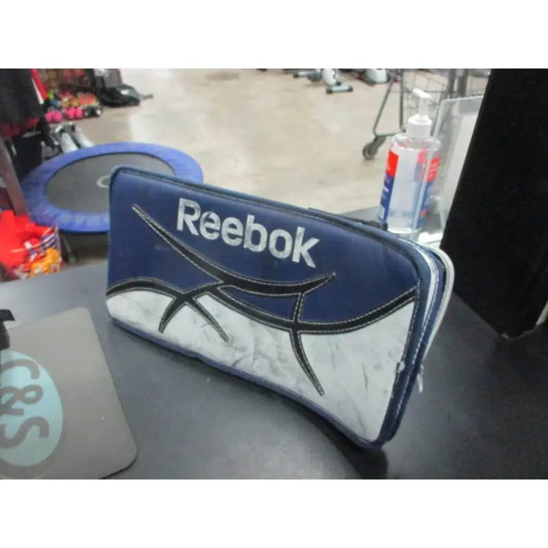 Used Reebok 9000 INT Hockey Goalie Blocker Size - Intermediate