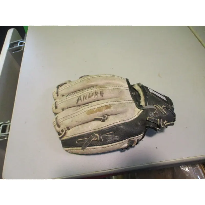 Used Mizuno Power Close 9" Glove - RHT