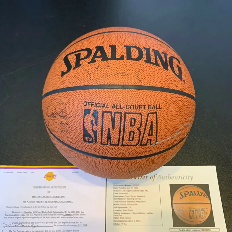 Kobe Bryant 2003-04 Los Angeles Lakers Team Signed NBA Game Basketball JSA COA