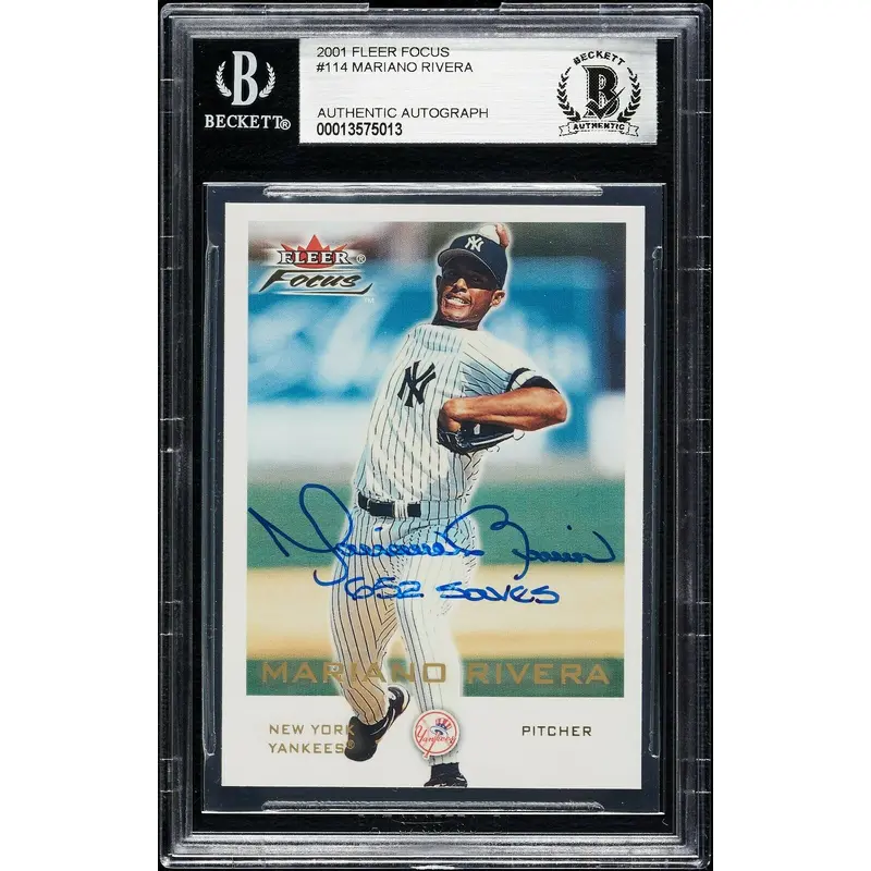 Mariano Rivera "652 Saves" Signed 2001 Fleer Focus Baseball Card BGS Beckett