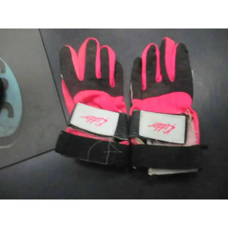 Used Kidder Pink Size Small Water Gloves