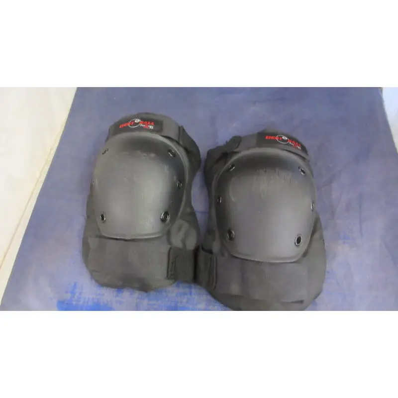 Used Triple Eight Eight Ball Knee Pads - scratches