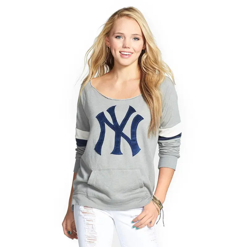 New York Yankees - Logo Deal Juniors Scoop Neck Pocket Sweatshirt