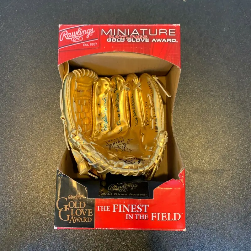 Brooks Robinson Signed Heavily Inscribed Rawlings Gold Glove With Beckett COA