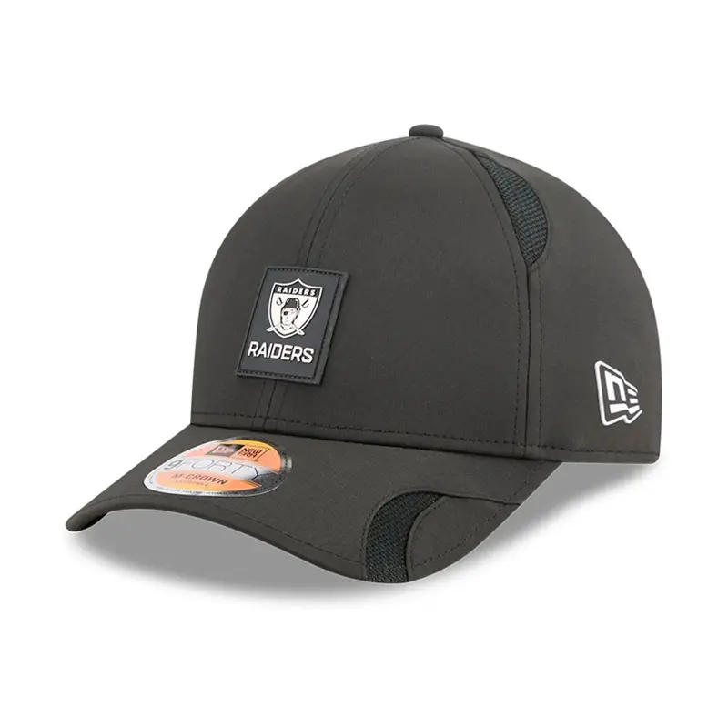 Oakland Raiders NFL Sideline 2025 Black 9FORTY M-Crown Adjustable Cap
