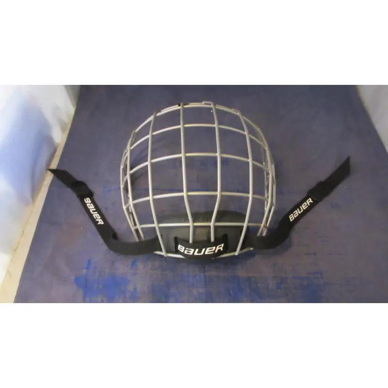Used Bauer True Vision FM 2100 Face Mask Size Large