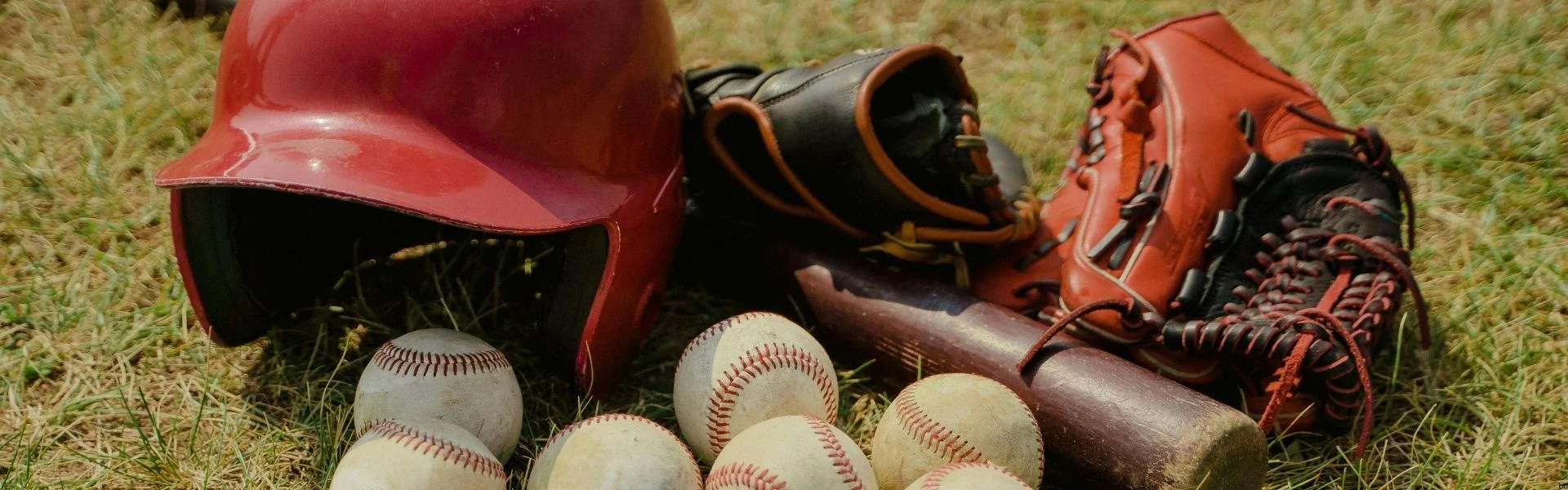 Resale Baseball Bats for MLB Fans